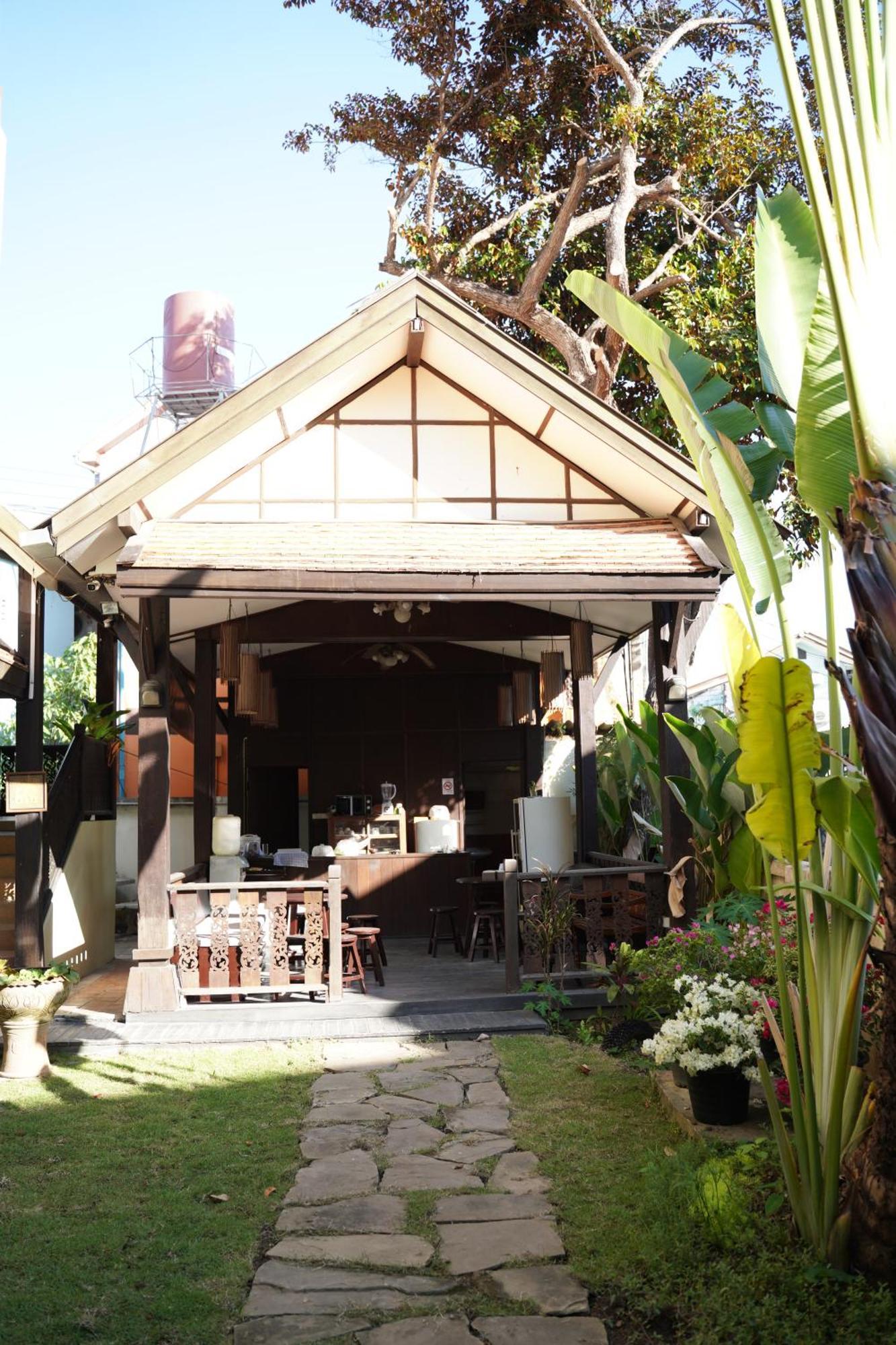 Elegant Lanna Guesthouse Chiang Mai Exterior foto